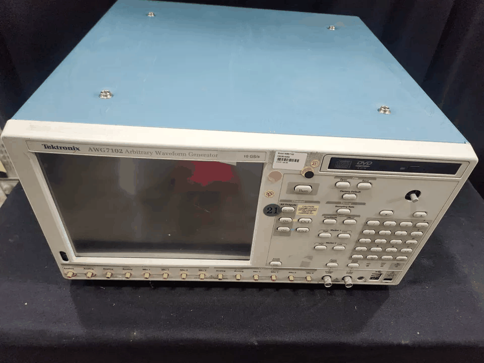 Tektronix AWG7102 Arbitrary Waveform Generator 10GS/s 2CH