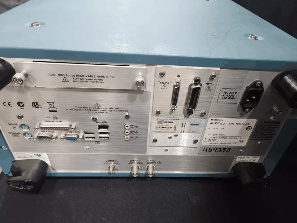 Tektronix AWG7102 Arbitrary Waveform Generator 10GS/s 2CH