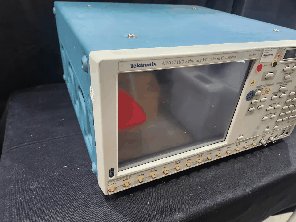 Tektronix AWG7102 Arbitrary Waveform Generator 10GS/s 2CH