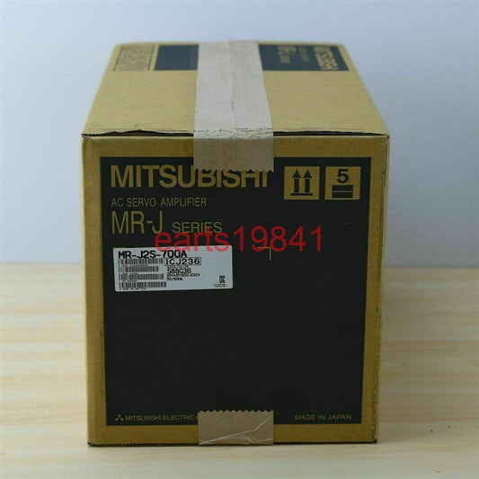 MITSUBISHI MR-J2S-700A Servo Amplifier [j1092995405]