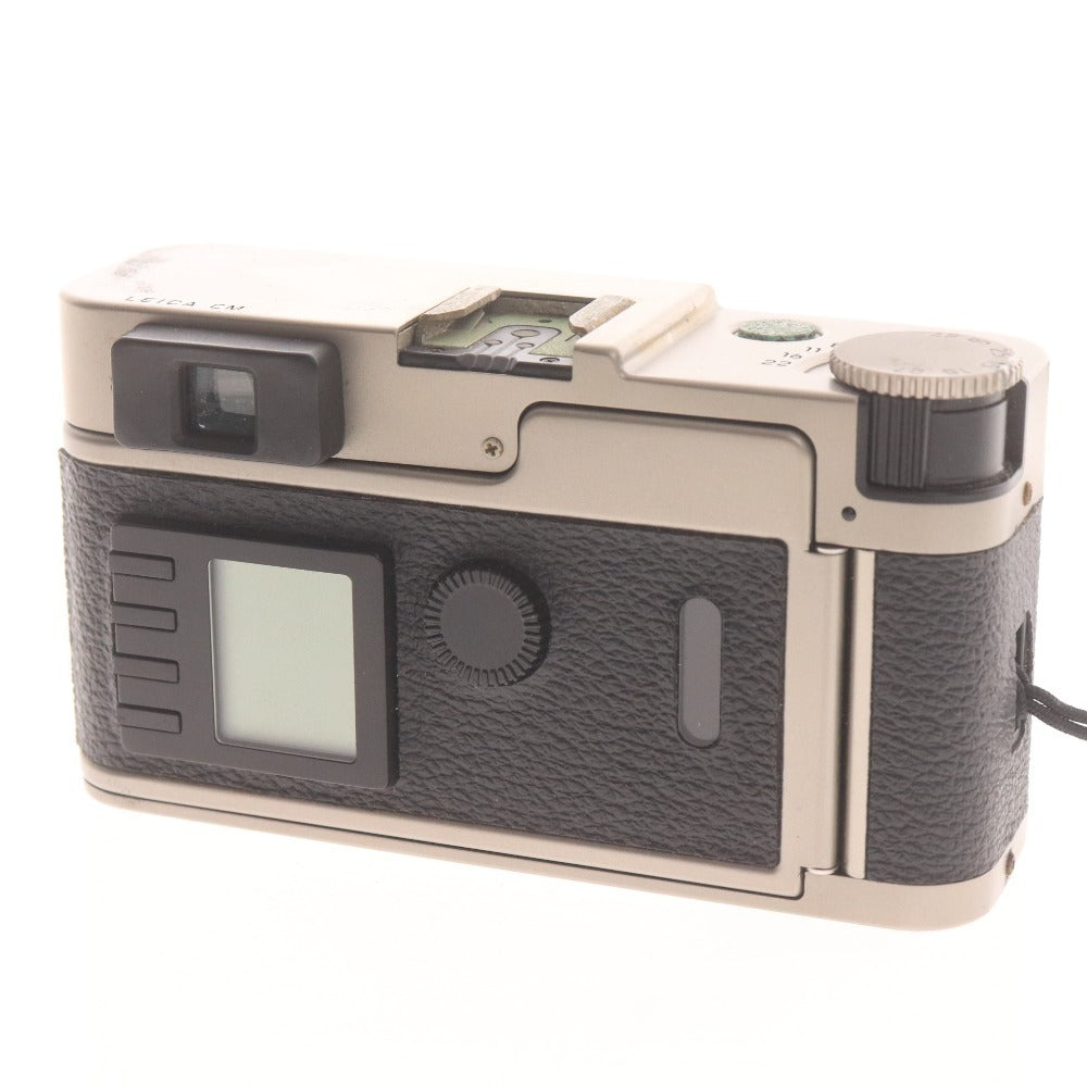 Leica CM Compact Film Camera 1:2.4/40mm No.2951041 with Accessories [1206338973]