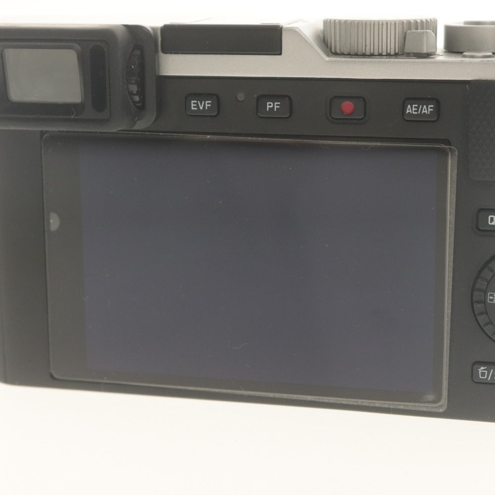 LEICA D-LUX 7 Digital Camera Silver 1:1.7-2.8/10.9-34 ASPH [p1213308800]