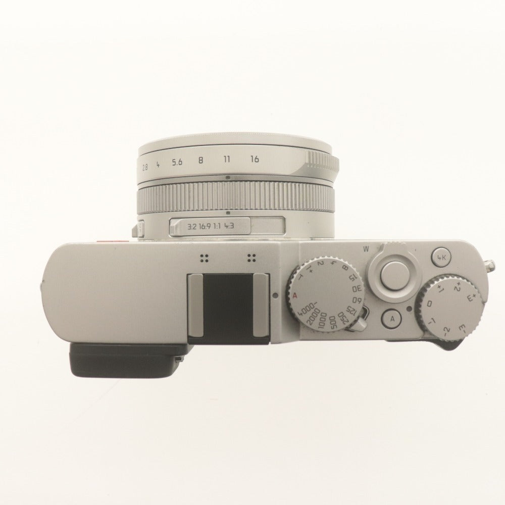LEICA D-LUX 7 Digital Camera Silver 1:1.7-2.8/10.9-34 ASPH [p1213308800]