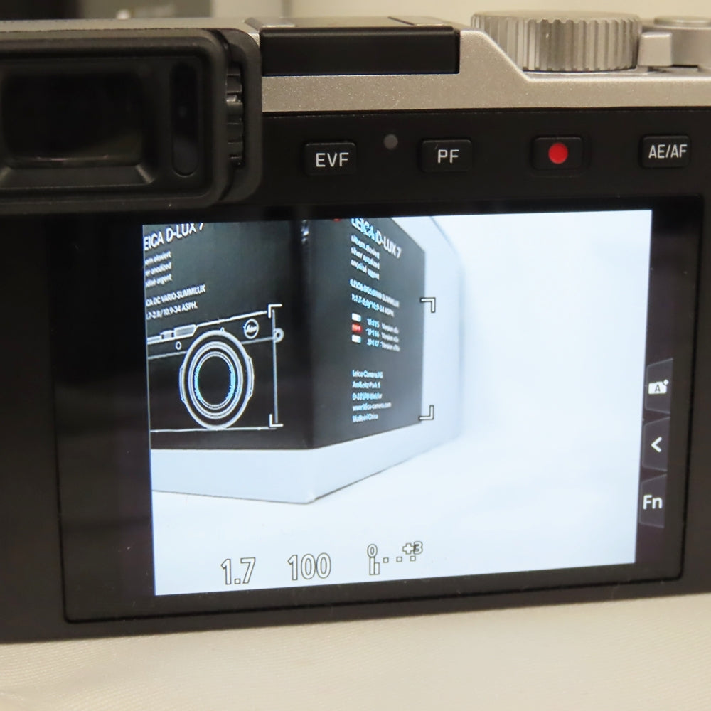 Leica D-LUX7 Digital Camera [1214693728]