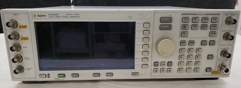 Agilent E4432B ESG-D Signal Generator 250kHz-3.0GHz [l1128516951]
