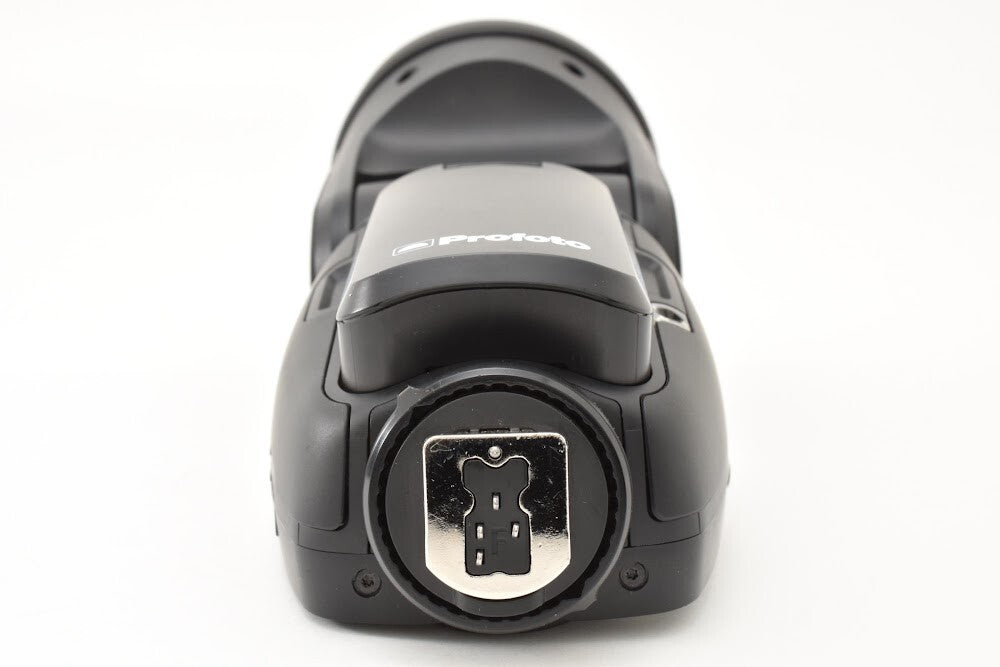 Profoto A10 Strobe Lighting with Original Box, Manual, Case, Strap [u1249645430]