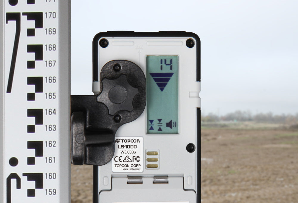 SOKKIA LP610J-DBD Automatic Leveling Level Planer with Digital Receiver LS100D and Tripod [1121278060]