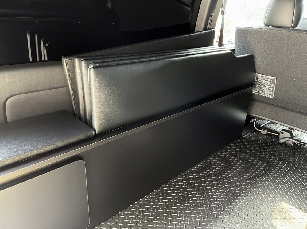 Box type bed kit for 200 series Hiace S-GL standard body (hiace-bed) Made to order product. Cash on delivery not available. Cancellation not possible. [l1207190280]