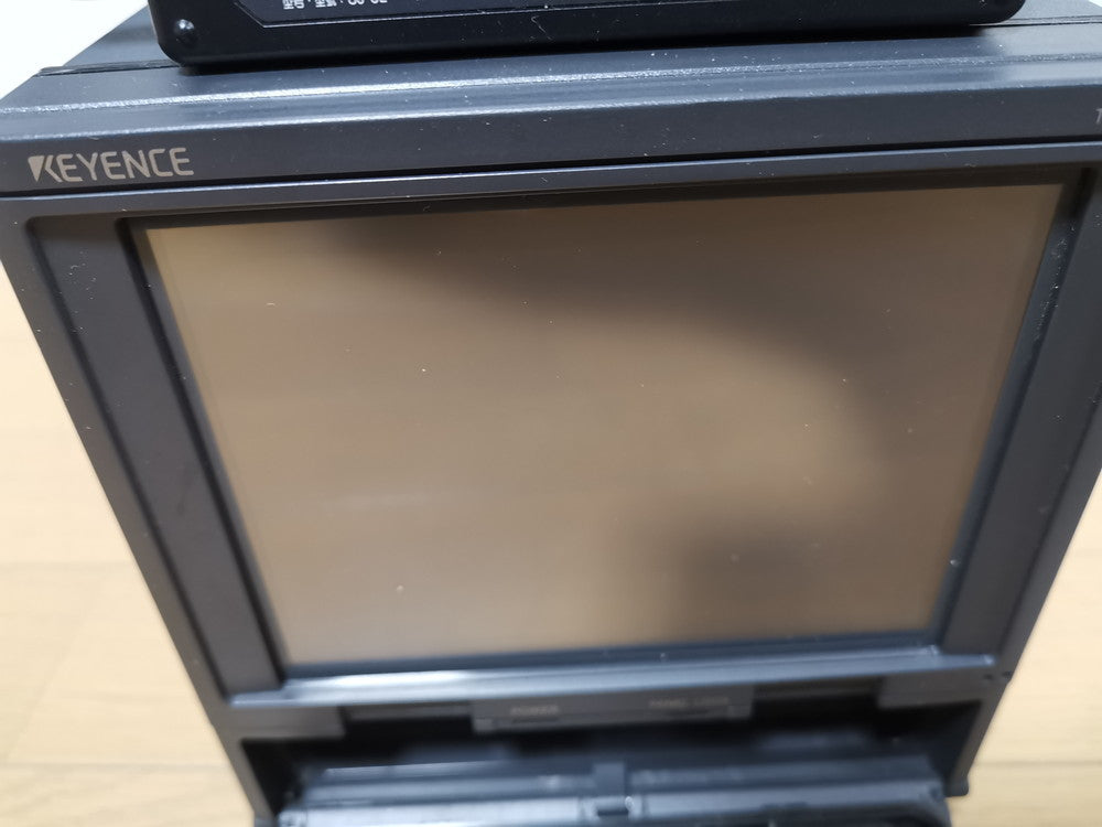 KEYENCE TR-V550 Touch Data Recorder with TR-TH08 and SJ-U2 [t1166722204]