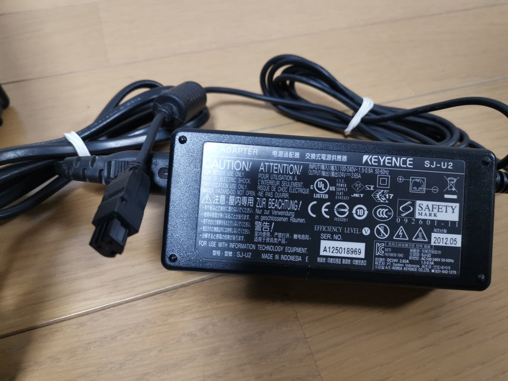 KEYENCE TR-V550 Touch Data Recorder with TR-TH08 and SJ-U2 [t1166722204]