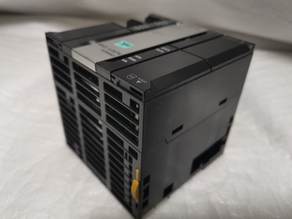 OMRON NJ501-1300 PLC High-Speed High-Precision CPU Device [u1170423717]