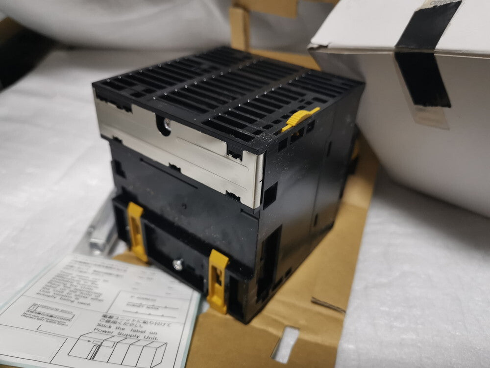 OMRON NJ101-1000 PLC High Speed High Precision High Reliability CPU Device [r1170403000]