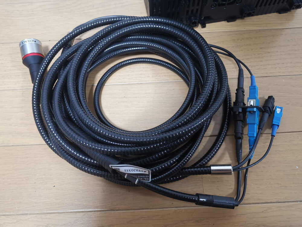 Keyence CL-3000 Multi-Color Laser Displacement Sensor Amplifier with Optical Unit and Head (open box) [k1191830219]