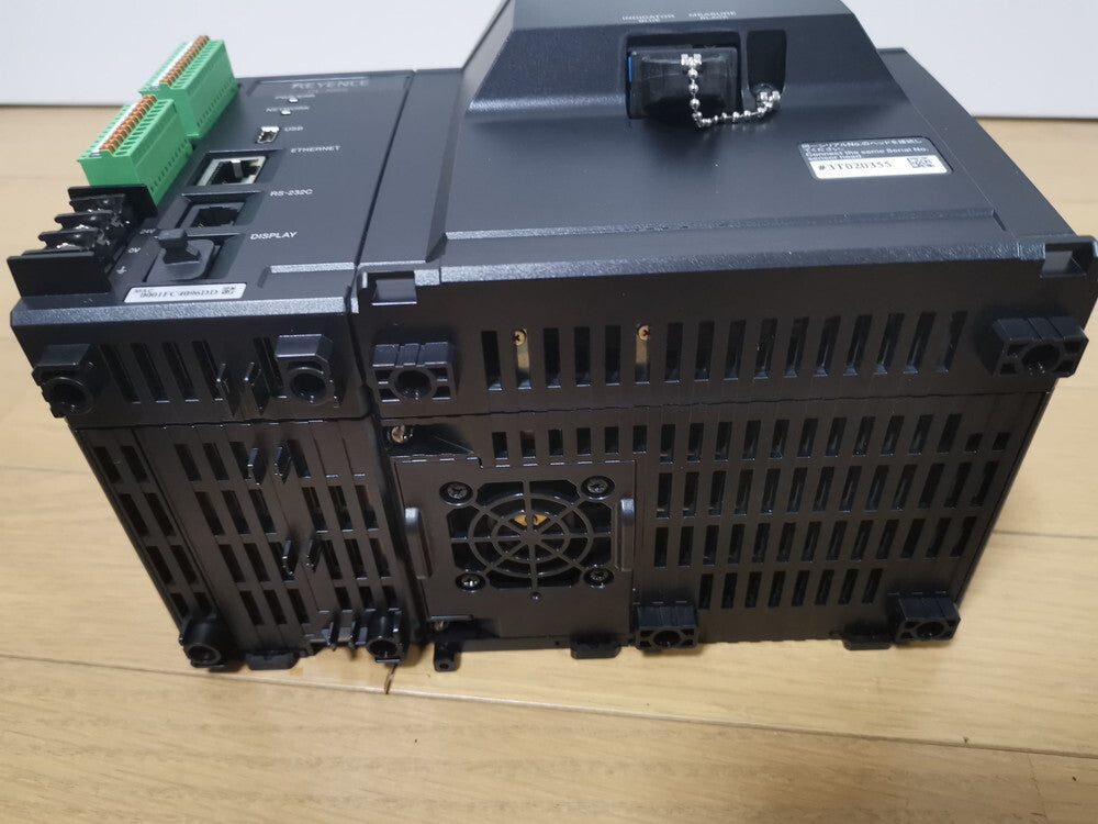 Keyence CL-3000 Multi-Color Laser Displacement Sensor Amplifier with Optical Unit and Head (open box) [k1191830219]