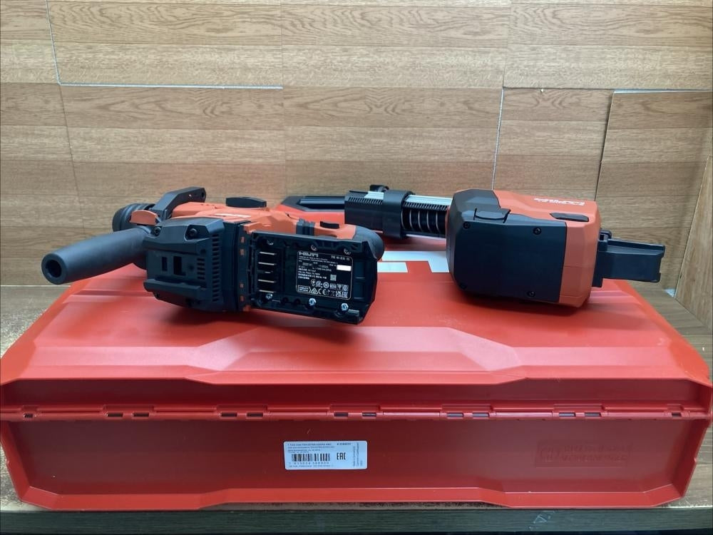 HILTI TE6-22 Rotary Hammer Drill with Dust Collection System [d1219585244]
