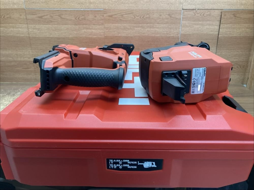 HILTI TE6-22 Rotary Hammer Drill with Dust Collection System [d1219585244]