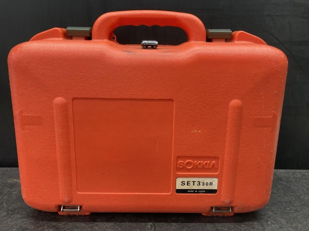 Sokkia SET330R Total Station with 2 Batteries and Charger [u1236364847]
