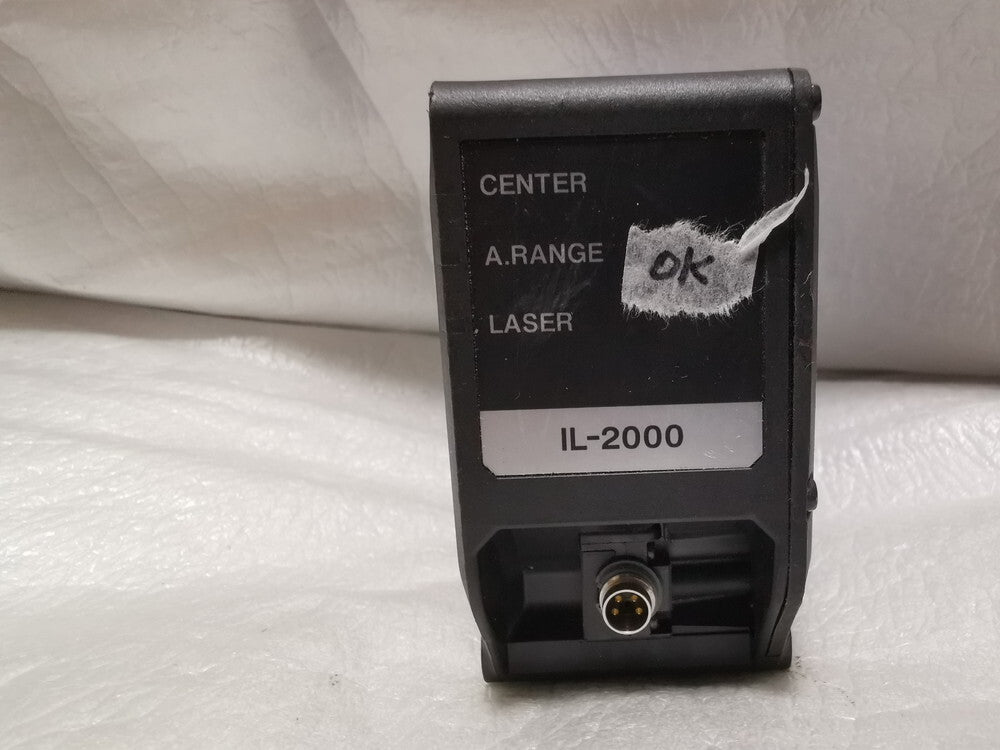 Keyence IL-2000 CMOS Laser Sensor Head 1m-3m [c1237690508]