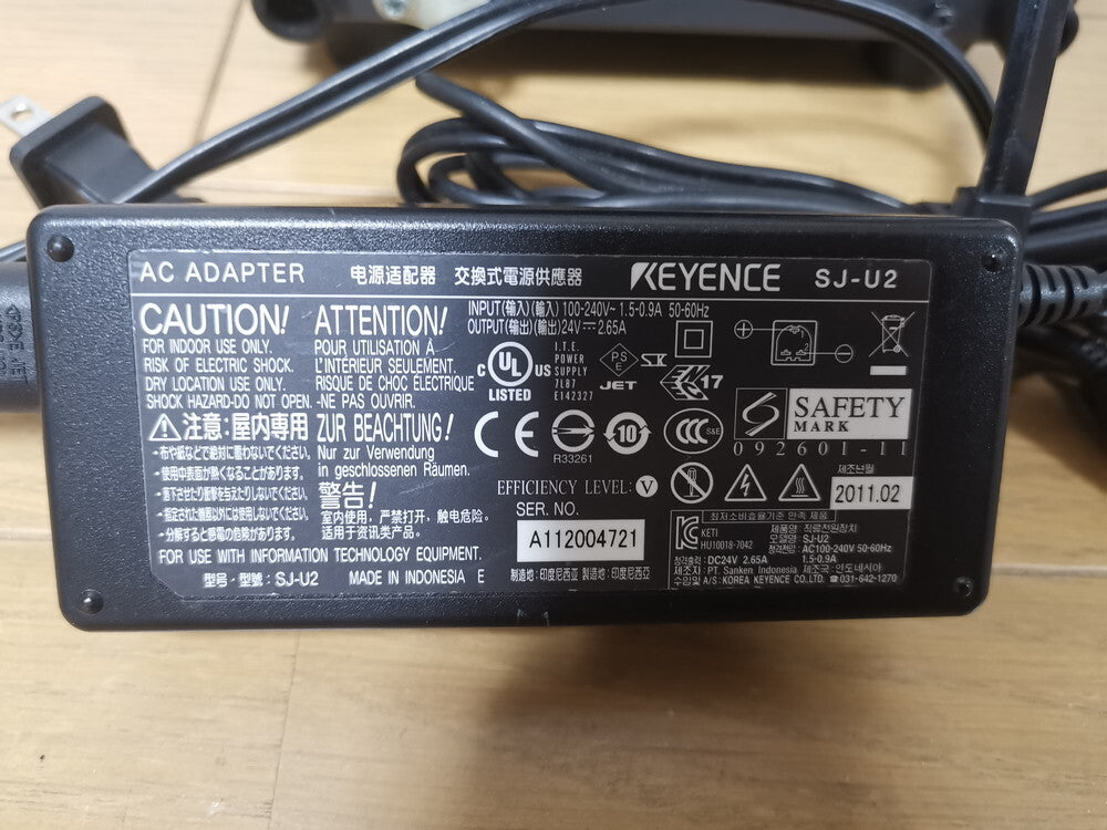 Keyence TR-V550 Data Recorder with TR-TH08 and SJ-U2 [x1237780586]
