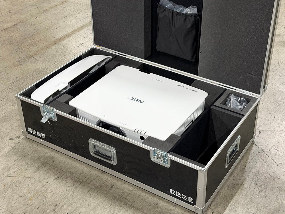 NEC ViewLight NP-PA803UL Projector [h1250144368]