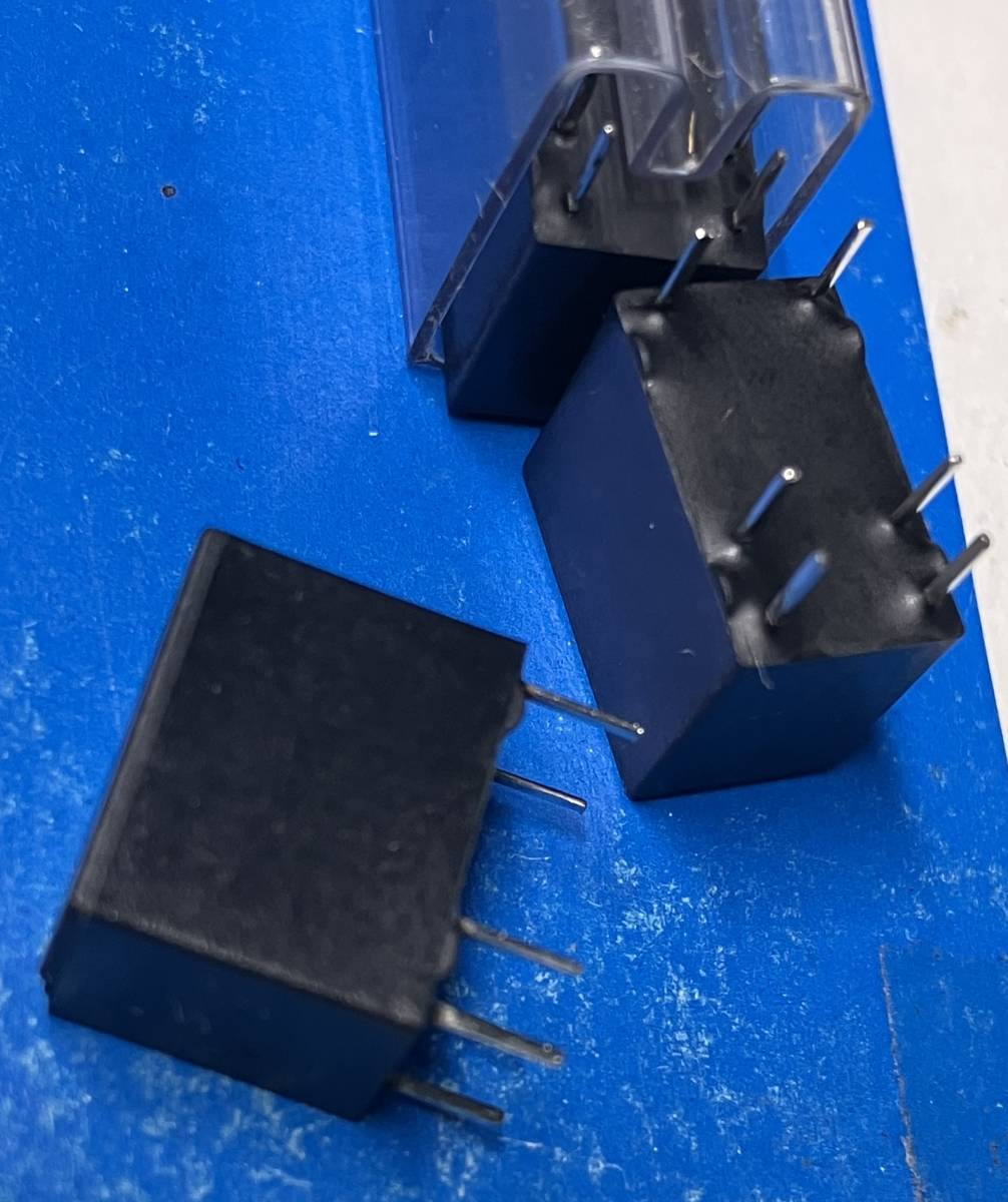 OMRON G5V-1 24VDC Relay 984 Pieces [l1078977464]