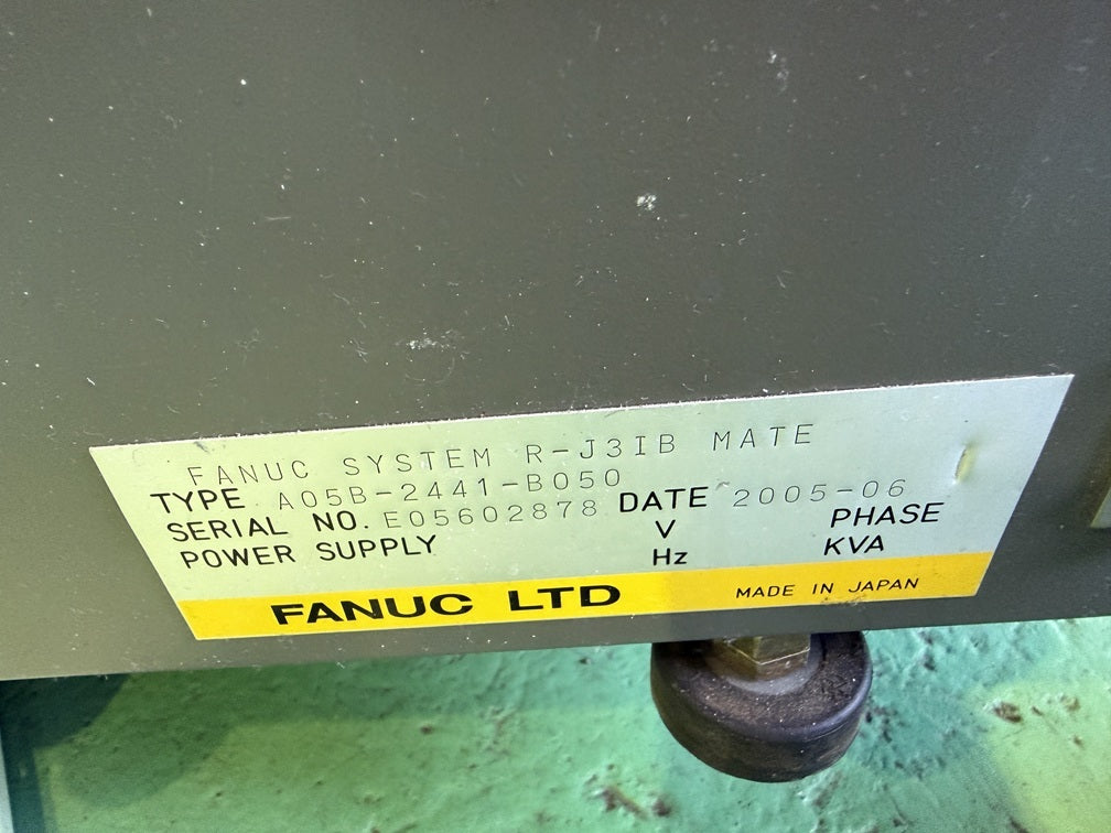 FANUC LR Mate100iB Robot (for parts or not working) [q1247785622]
