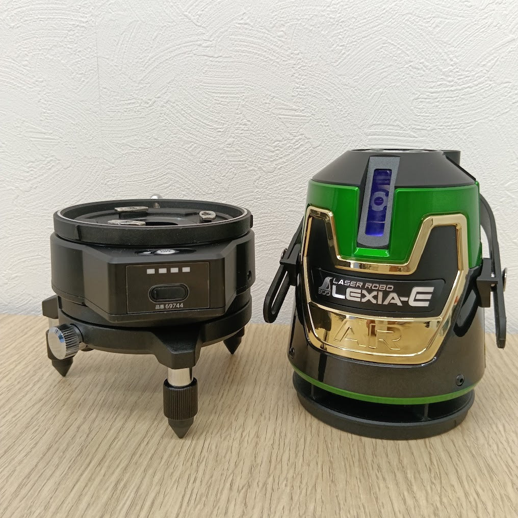 Shinwa LEXIA-E 51AR Laser Level Automatic Tracking with Receiver Tripod Case Set [k1246103344]