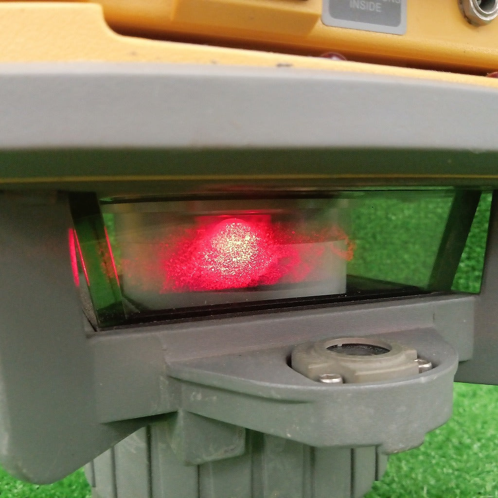 Nikon LL500 Laser Level with HL450 Receiver [p1240408590]