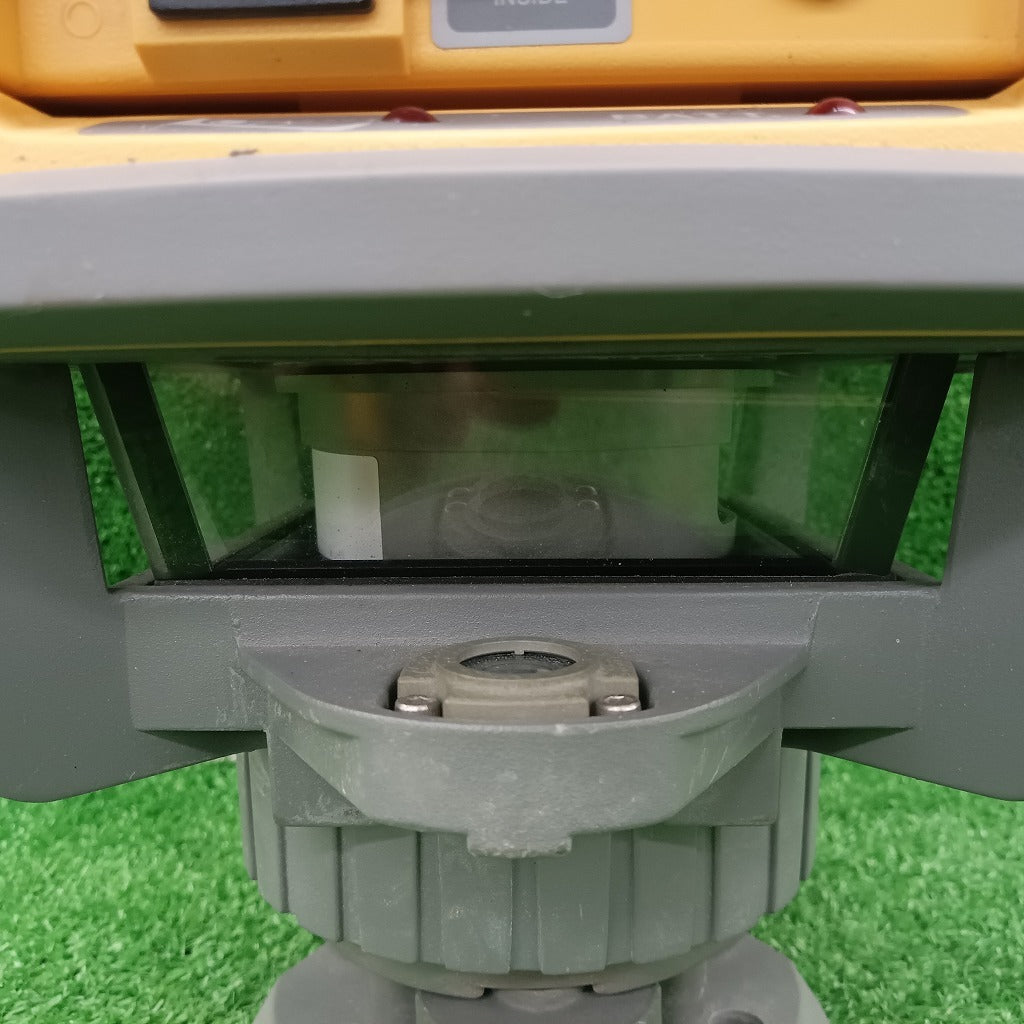 Nikon LL500 Laser Level with HL450 Receiver [d1242131376]