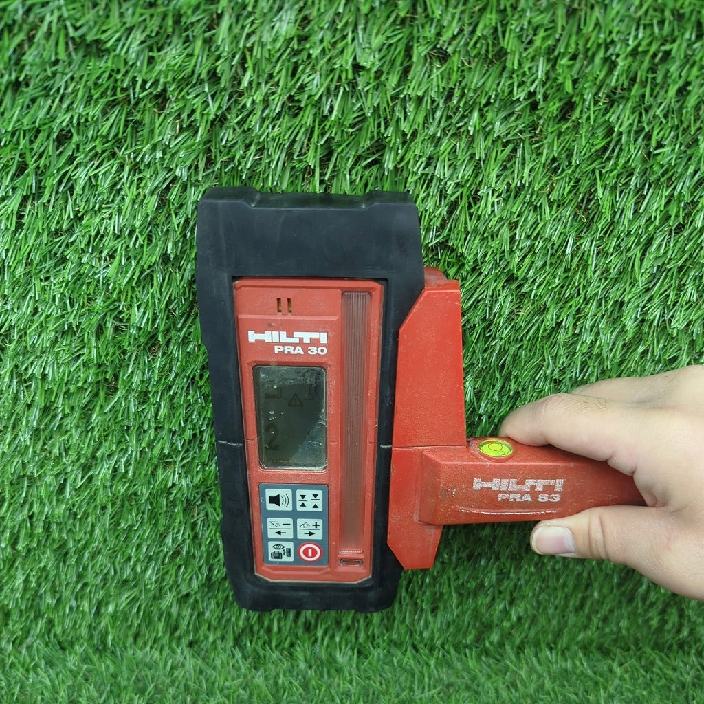 HILTI PR30-HVS Rotating Laser Level with PRA30 Receiver and 2.5Ah Battery [c1249052011]