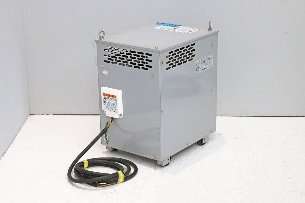 Daihen CPTM-1802 Dyna Auto Mini 180BC CO2/MAG Semi-Automatic Welder 200V [l1239419901]