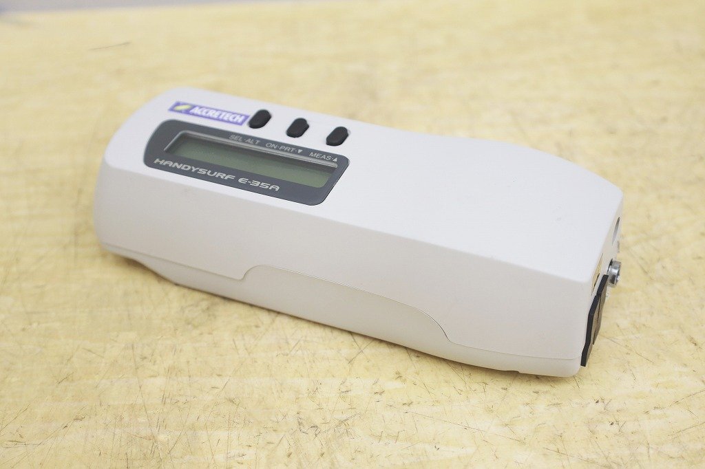 ACCRETECH E-35A Surface Roughness Measuring Instrument [p1191275154]