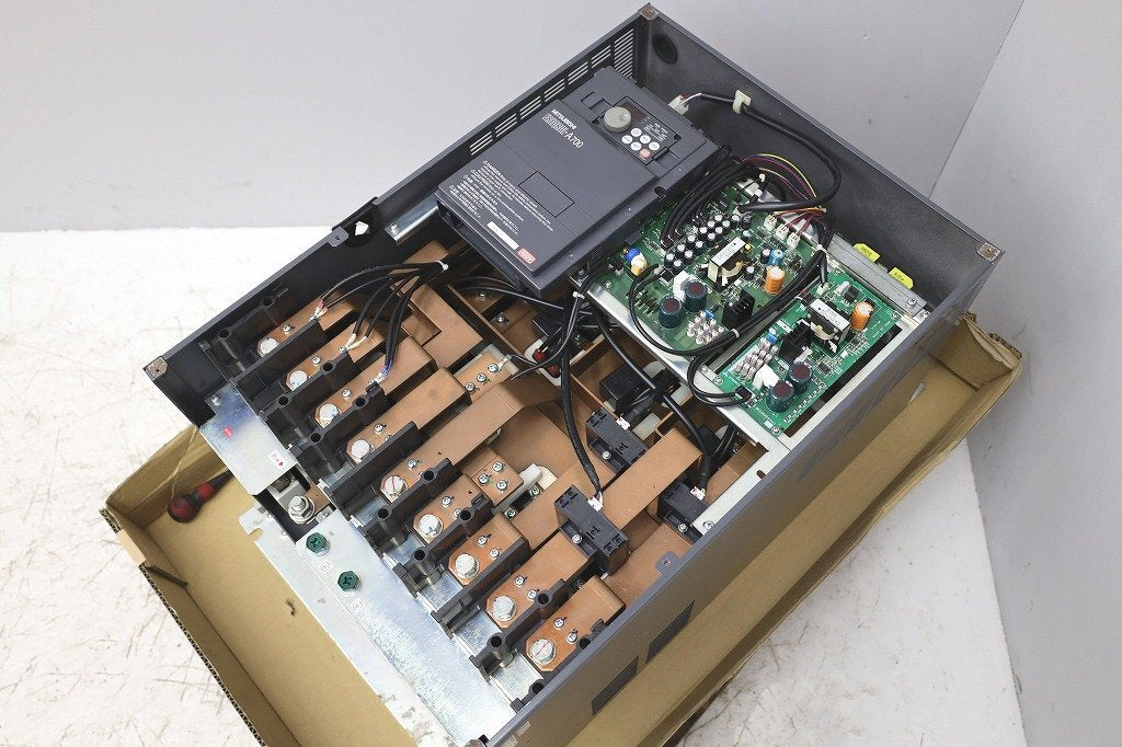 MITSUBISHI FR-A740-110K Inverter [f1204981764]