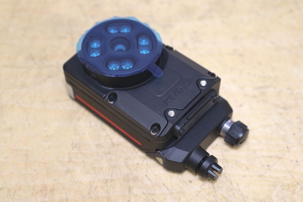 KEYENCE IV3-600CA Image Sensor with Built-in Amplifier Wide Field of View AI Equipped [b1209353895]