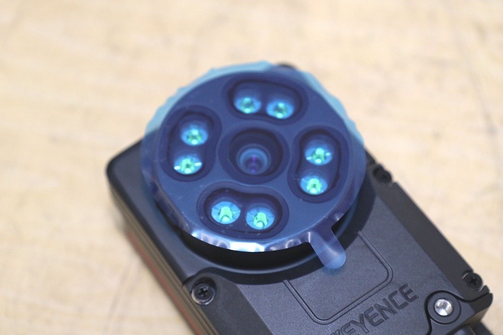 KEYENCE IV3-600CA Image Sensor Wide Field of View Type AI Equipped [b1209353895]