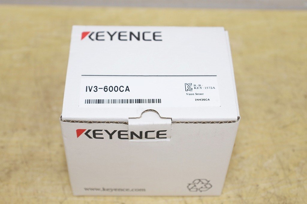 KEYENCE IV3-600CA Image Sensor Wide Field of View AI Equipped [b1209353895]