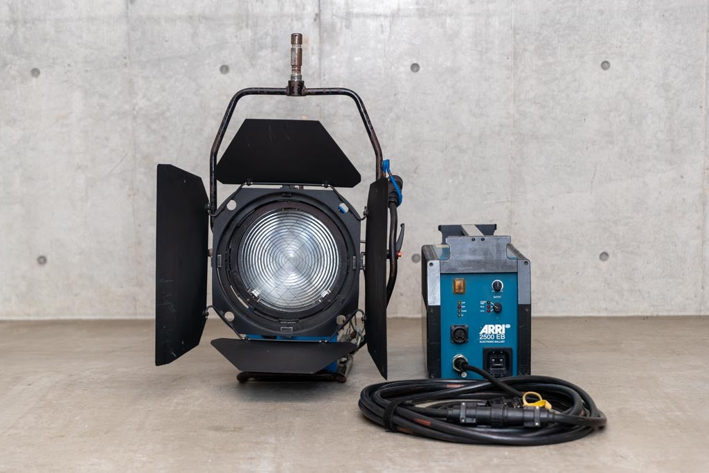 ARRI COMPACT HMI 2.5kw Head Ballast Cable Set Commercial Lighting [1218197760]