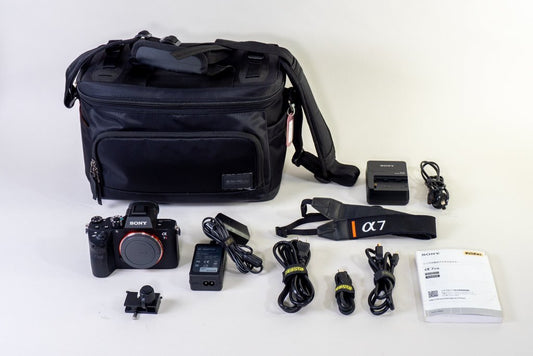 Sony α7R III Digital Single-Lens Camera ILCE-7RM3 [n1219706738]