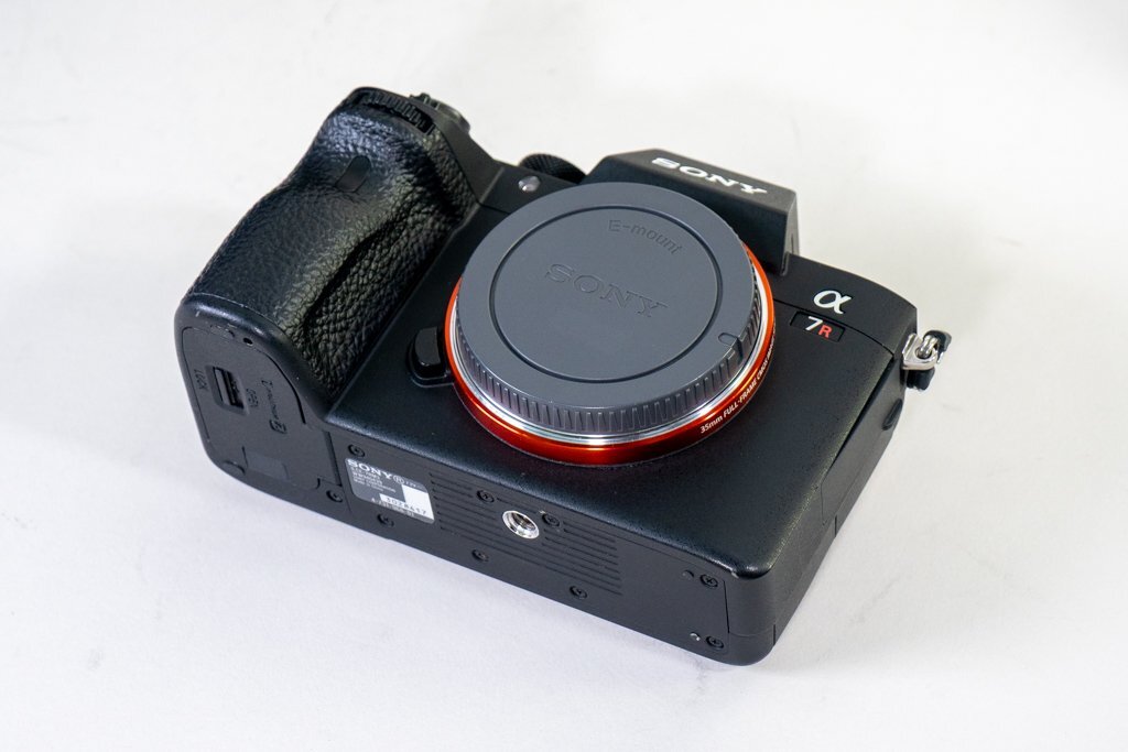 Sony α7R III Digital Single-Lens Camera ILCE-7RM3 [n1219706738]