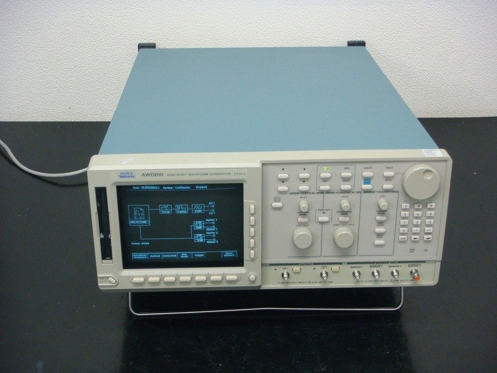 Tektronix AWG610 Arbitrary Waveform Generator 1Hz-260MHz 2.6GS/s [d429980267]