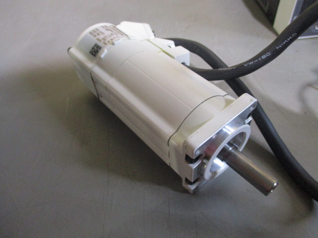 Panasonic MBDCT1107 Servo Amplifier + SERVO MOTOR LAYR61204A017 [f1169394924]