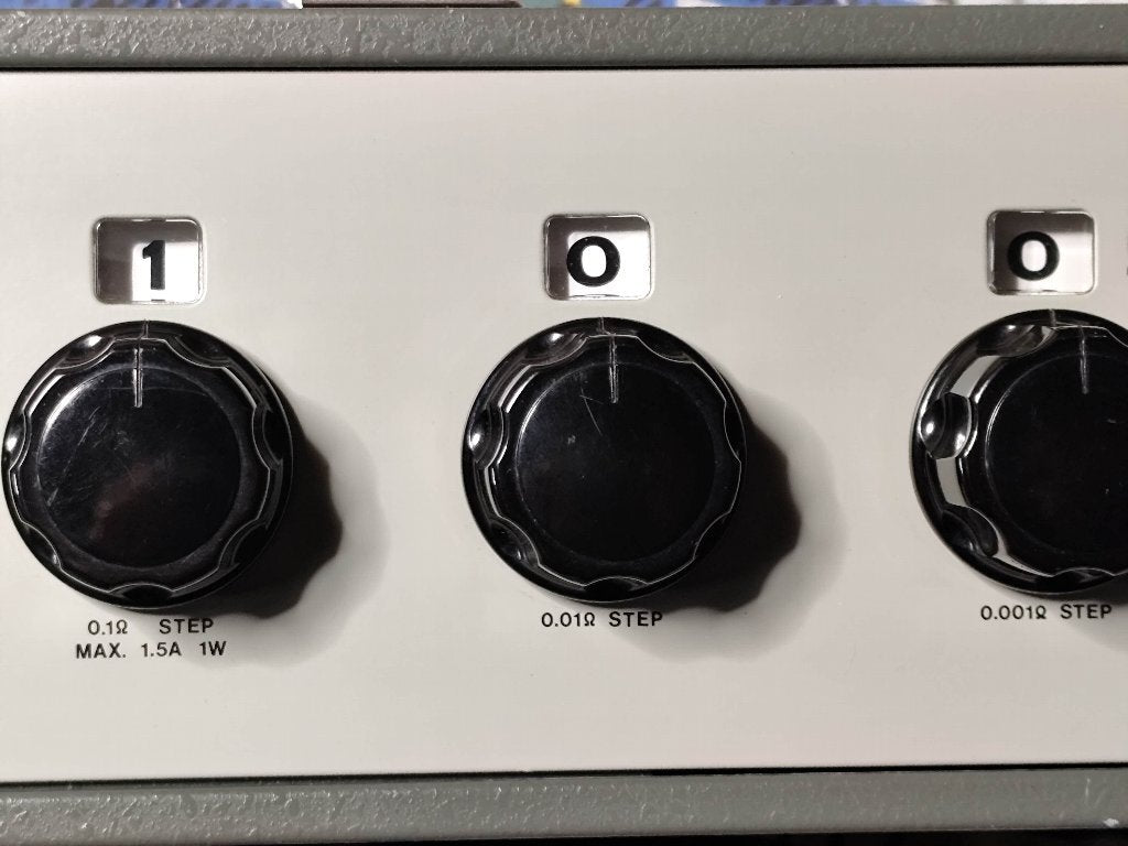 Yokogawa 279301 6-Dial Variable Resistor 0.001 ohm Step [q1176152338]