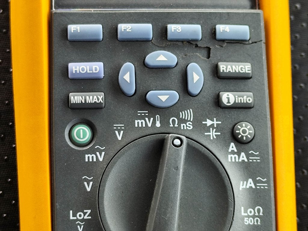 Fluke 289 Digital Multimeter with Calibration and Temperature Probe Included [u1177700977]