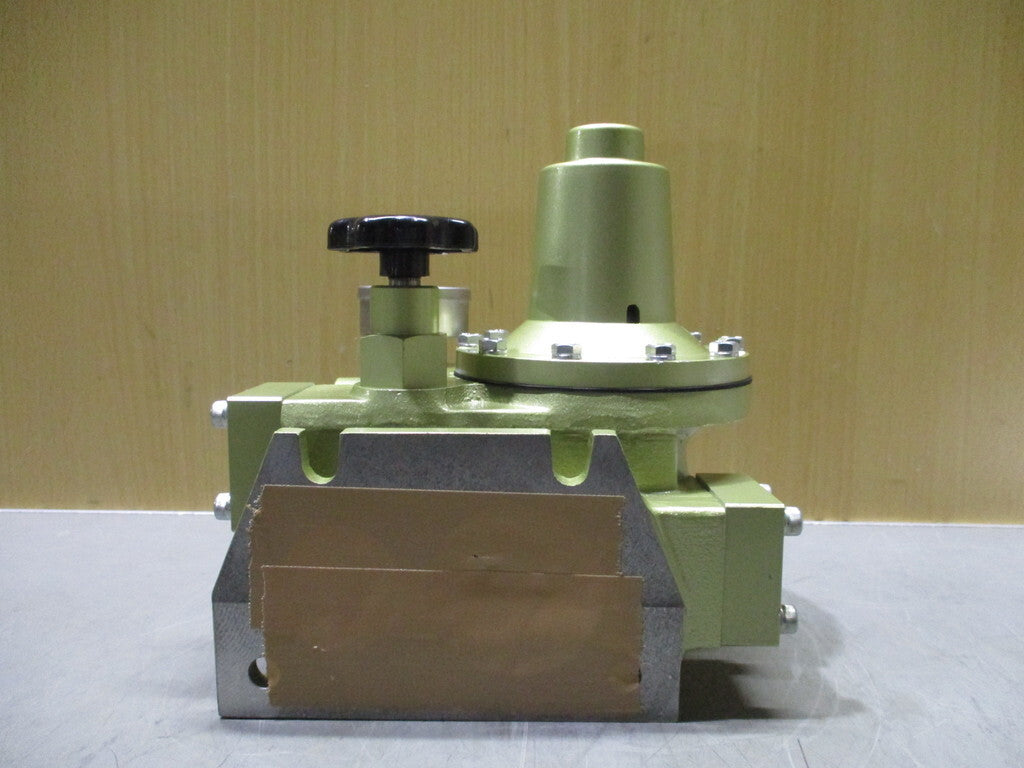 AZBIL RV-710Y Gas Pressure Regulator [r1179624536]