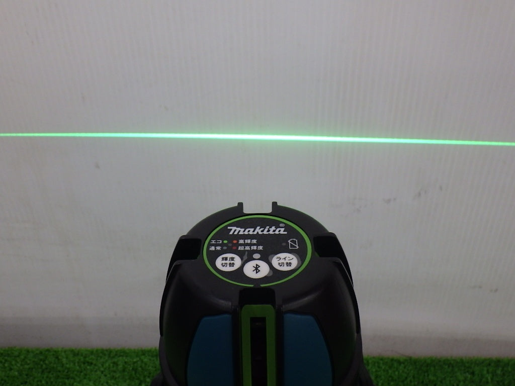 Makita SK507GDZN Rechargeable Indoor and Outdoor Leveler 10.8V Green Line Hard Case Included Receiver LDG-6 [k1197002395]