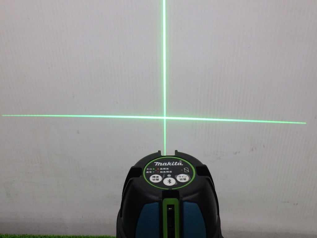 Makita SK507GDZN Rechargeable Indoor and Outdoor Leveler 10.8V Green Line Hard Case Included Receiver LDG-6 [k1197002395]