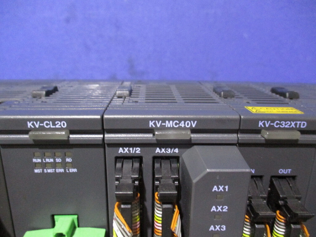 KEYENCE KV-3000 Controller Set [b1198122033]