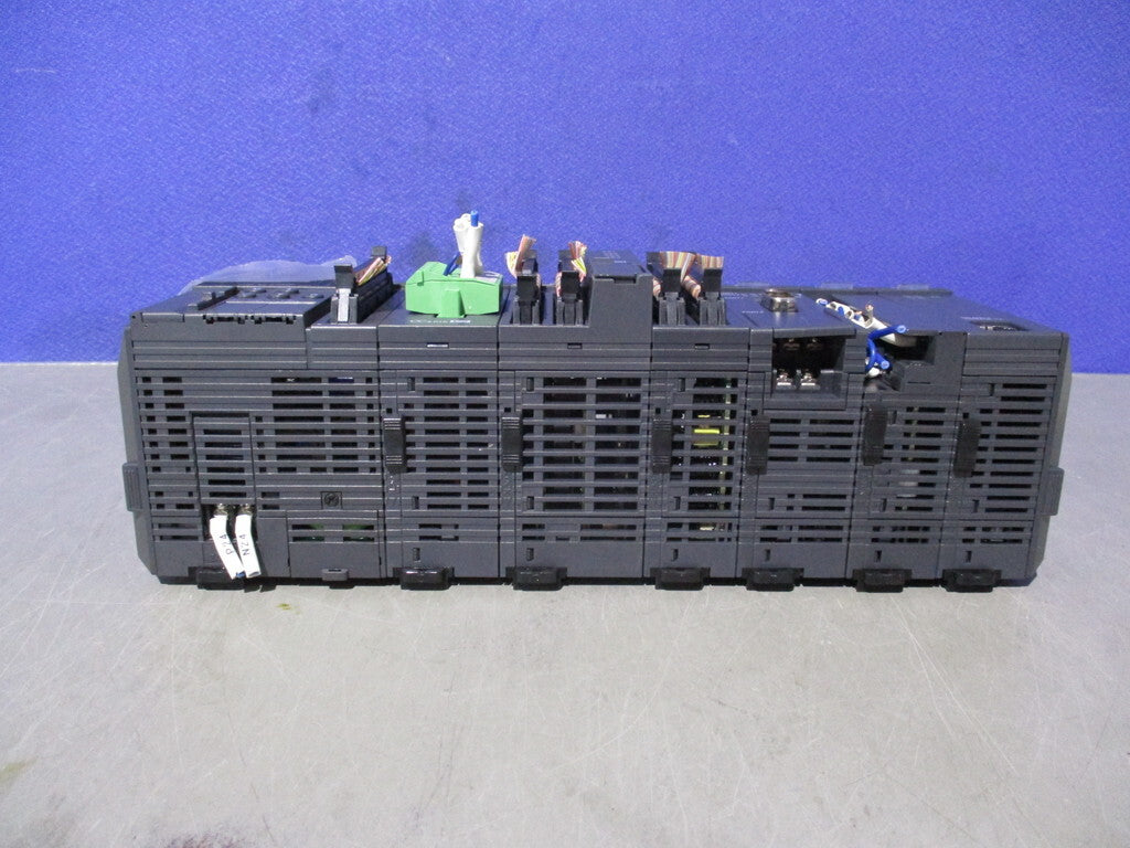 KEYENCE KV-3000 Controller Set [b1198122033]