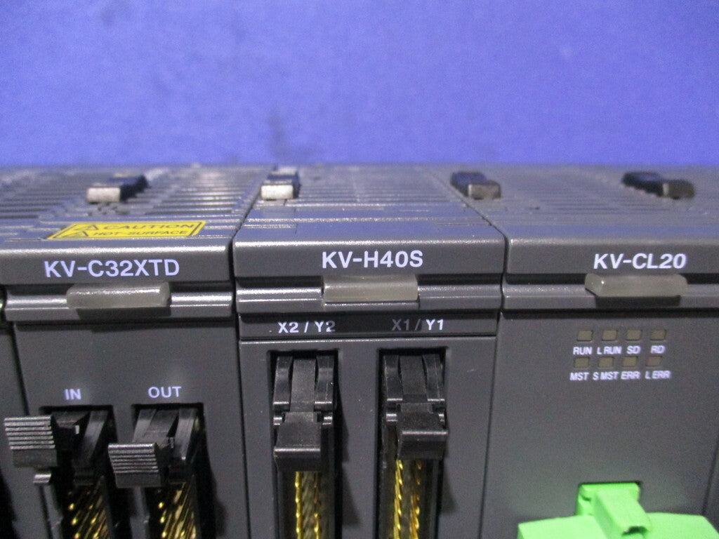 KEYENCE KV-3000 Controller Set [l1198112236]