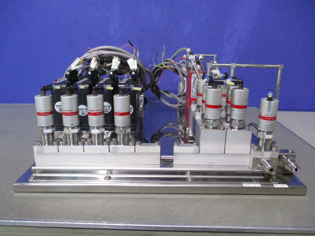 FUJIKIN NC O.P. Gas Flow Control System [b1198774975]